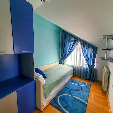 Lux Mitimago * Ni