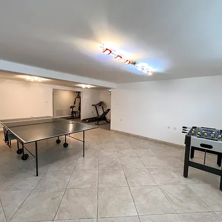 Lux Mitimago Villa *