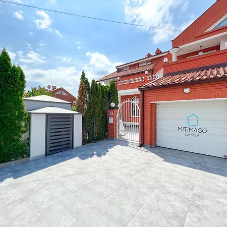 Lux Mitimago Villa